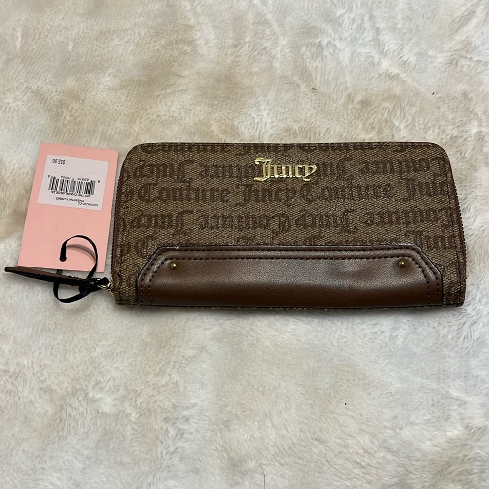 Juicy Couture - Off the Chain Large Zip Around (Chestnut Chino)